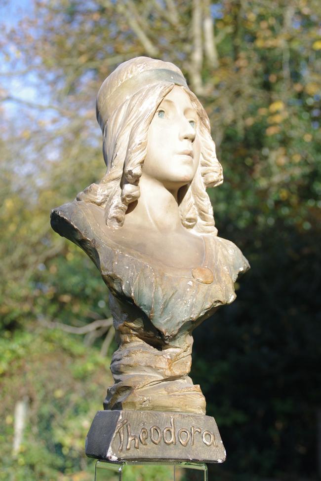 Buste - Theodora