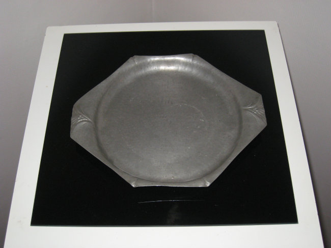 Pewter plate
